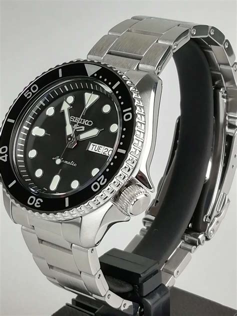 Seiko 5 Sports Dial