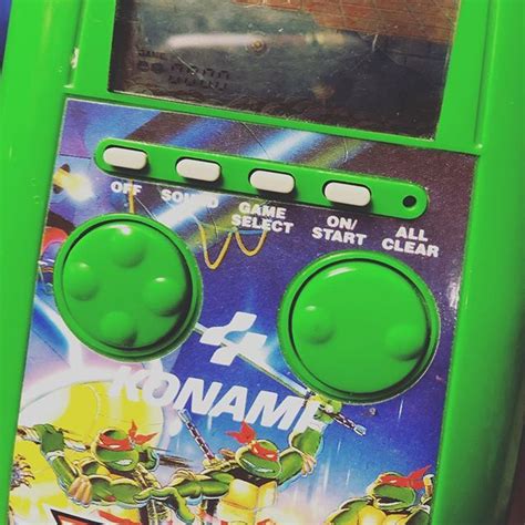 Teenage Mutant Ninja Turtles Handheld | Vintage toys 80s, Teenage mutant ninja turtles, 80s cartoons