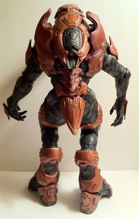 Halo 4 Elite Zealot Action Figure McFarlane Toys Series 1 Review - Halo Toy News