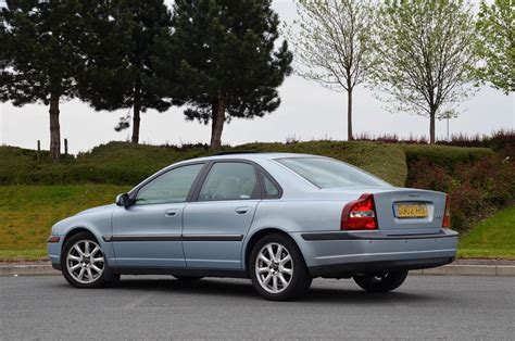 2002 Volvo S80 T6 Executive - Sedan 2.9L Twin-turbo auto