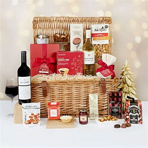 Luxury Traditional Christmas Hamper | Large Christmas Gift Hampers UK | hampers.com