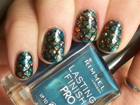 Fish Scales Nail Art | Celestal Nails