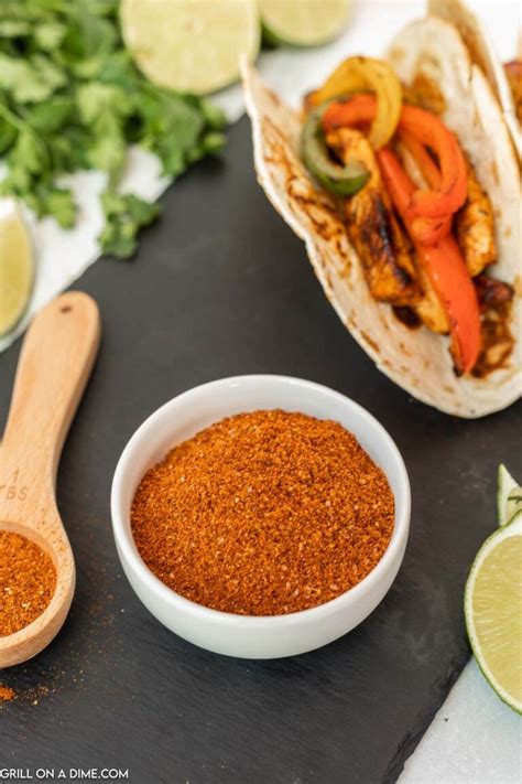 Homemade Fajita Seasoning Recipe - grillonadime.com