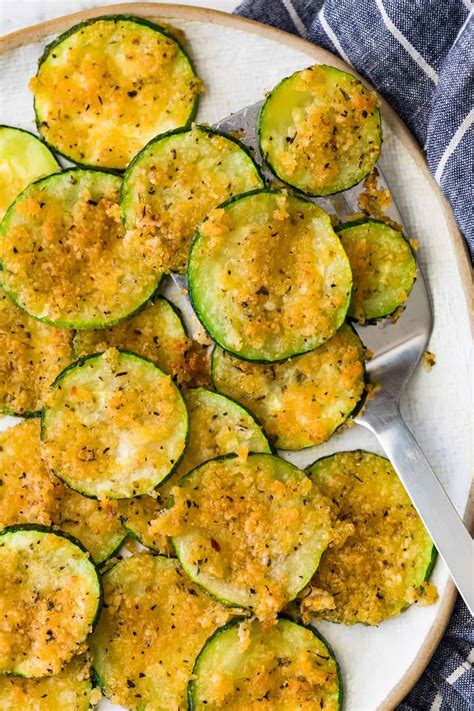 Crispy Baked Zucchini Recipe (Easy and Cheesy!) - (VIDEO!!)