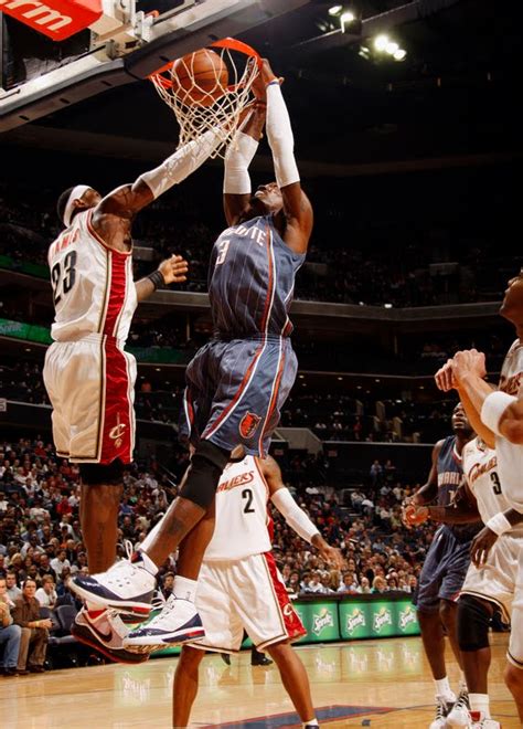 irohsimaro: lebron james dunk on kobe