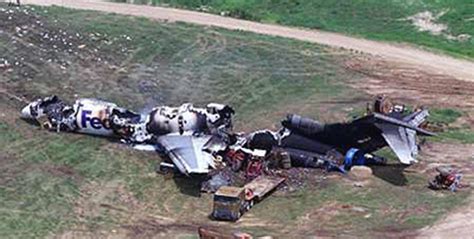 Crash of a Boeing 727-232AF in Tallahassee | Bureau of Aircraft Accidents Archives