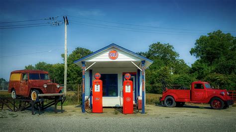 Vintage Gas Station Photograph by Mountain Dreams - Pixels