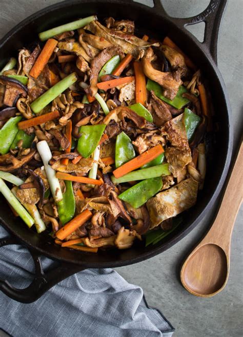 Easy, Healthy Asian Mushroom Stir-fry Recipe ⎮ Well Nourished