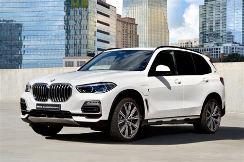 New BMW X5 xDrive 45e plug-in hybrid 2019: Specs, price and on-sale date | Carbuyer