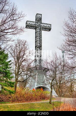 Mount Royal Cross or Croix du Mont Royal, Montreal, Canada Stock Photo - Alamy