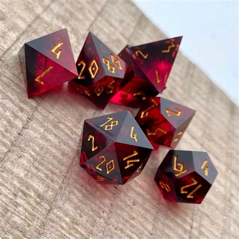 Handmade custom dice set for Dungeons and Dragons | Fantasy Minis