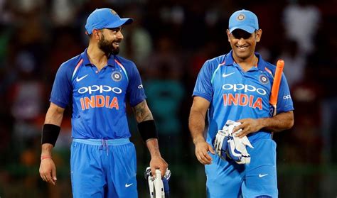 Virat & Dhoni Had A Bromantic Moment On Field & The Internet Can’t Get ...