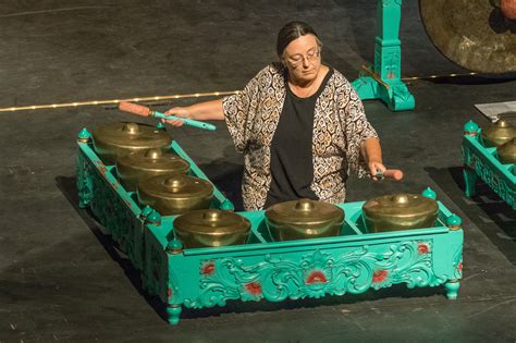 Kembang Sunda brings good vibrations to Palomar – The Telescope