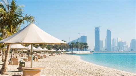 Beaches for Ladies in Dubai: Women Only Beaches Dubai [2024 Updated]