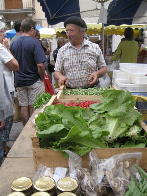 Through the French eye of design: SOUTH OF FRANCE: The farmers' market