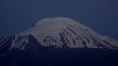 Sunrise on summit of Mount Kilimanjaro 25503042 Stock Video at Vecteezy