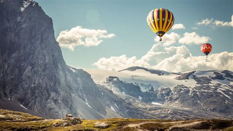 Trip with the Hot Air Balloons HD wallpapers | 4K MacBook and Desktop Backgrounds