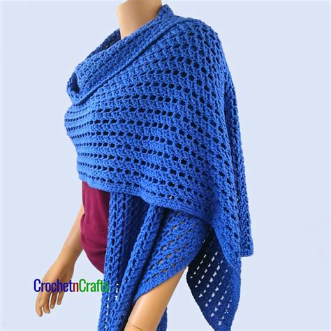 Ravelry: Rectangular Shawl pattern by Rhelena