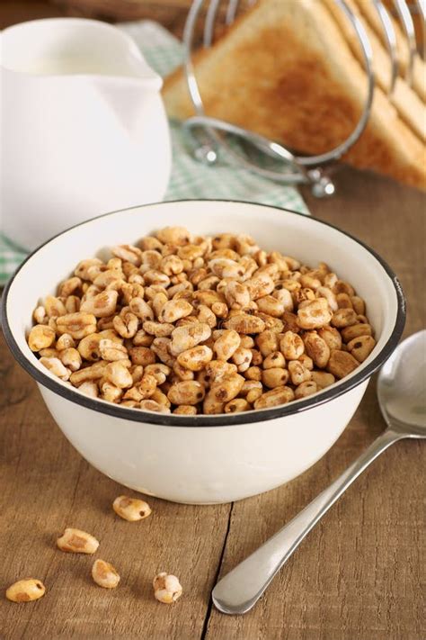 Puffed Wheat Cereal stock photo. Image of sweet, smacks - 40202188