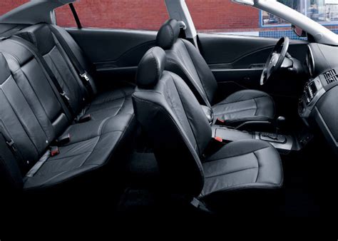 2002 Nissan Altima 3.5 SE Interior - Picture / Pic / Image