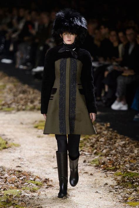 Autumn/Winter 2015-2016 Fashion Trends: Military style