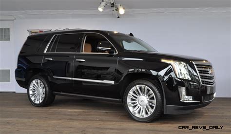 2015 Cadillac Escalade Platinum and Standard Model Unveiled for Pebble Beach 18