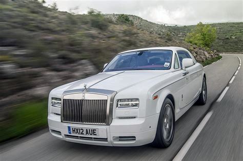 Rolls-Royce Phantom Coupe Photos and Specs. Photo: Phantom Coupe Rolls-Royce cost and 29 perfect ...