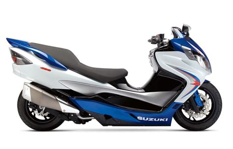 Suzuki Burgman 150 Images