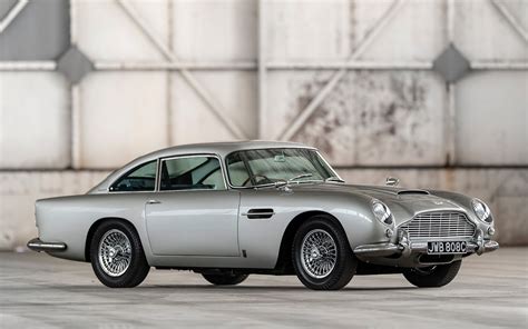 Aston Martin DB5 model guide - Prestige & Performance Car