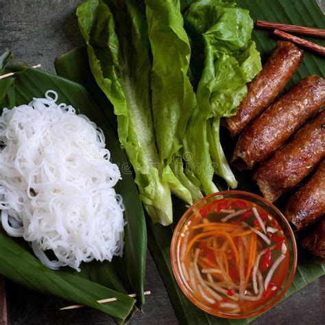 Vietnamese Food, Spring Roll, Bun,cha Gio Stock Image - Image of delicious, leaf: 65060687