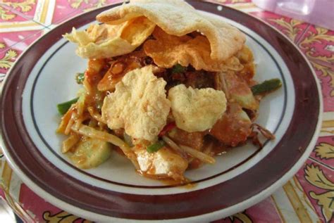 Places to Enjoy Gado-Gado in Jakarta | Flokq Coliving Jakarta Blog