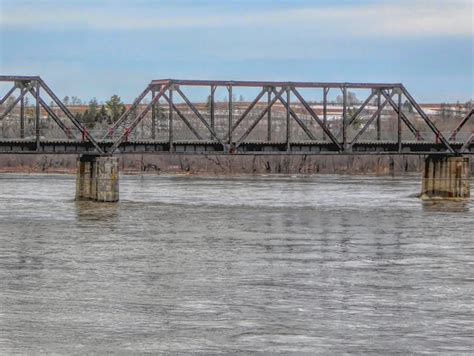 Pratt Truss Bridge by Joline | ePHOTOzine