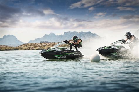 Kawasaki Jet Ski SX-R Ready To Race In 2017 - autoevolution