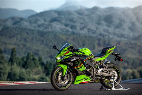 2023 Kawasaki Ninja ZX-4RR KRT Edition Guide • Total Motorcycle