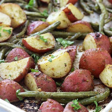 Pesto Roasted Potatoes and Green Beans - Belle of the Kitchen