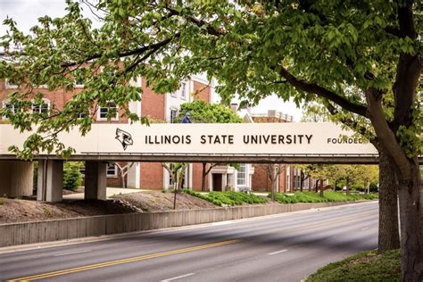 Illinois State University Greek community engages in anti-racism training - News - Illinois State