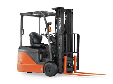 3-Wheel Electric Forklift | Toyota Forklifts