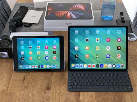 iPadOS 15 home layout vs iPadOS 14, I really don’t wanna update anymore seeing the screenshots ...