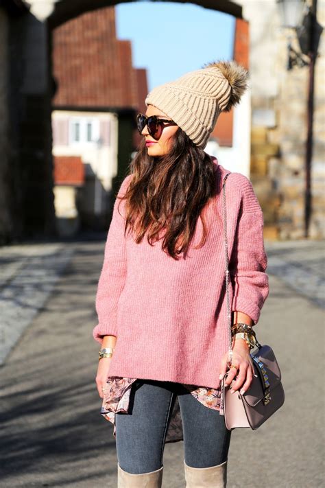 25 Boho Winter Outfits For Women To Try - Instaloverz