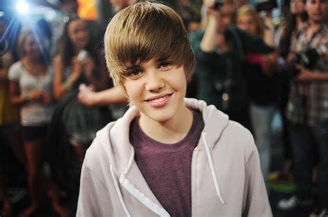 Justin Bieber's Music Video Evolution: Watch Clips of All His Vids ...