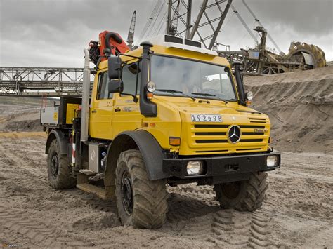 Mercedes-Benz Unimog U5000 L Double Cab 2000–13 images (2048x1536)