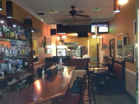 Tony's Pizzeria Restaurant in Queens / Menus & Photos