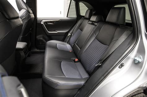 Toyota Rav4 2020 Interior Back Seat : Back seat and windows - for dogs? | Toyota RAV4 Forums ...