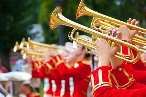 The 15 Most Important Marching Band Instruments - Musician Wave