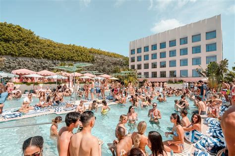 Best Pool Parties in Miami: South Florida's Best Pool Parties - Thrillist