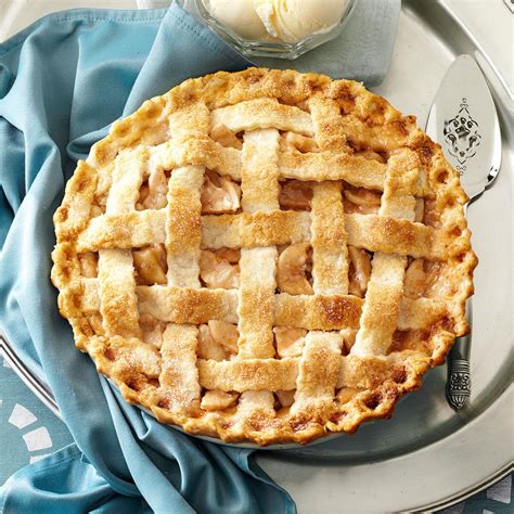 Lattice-Topped Apple Pie Recipe: How to Make It