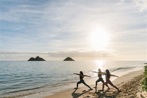 Sunrise Yoga // Kailua, Hawaii | Hannah Rose Gray