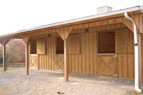 The perfect 3 horse stall barn that is perfect for small properties🎉🎉😍 | Horse barn ideas ...