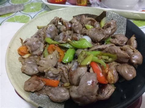 Stir-Fried Chicken Gizzards: A Filipino Recipe - Delishably