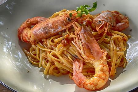 Royalty-Free photo: Spaghetti on White Plate | PickPik